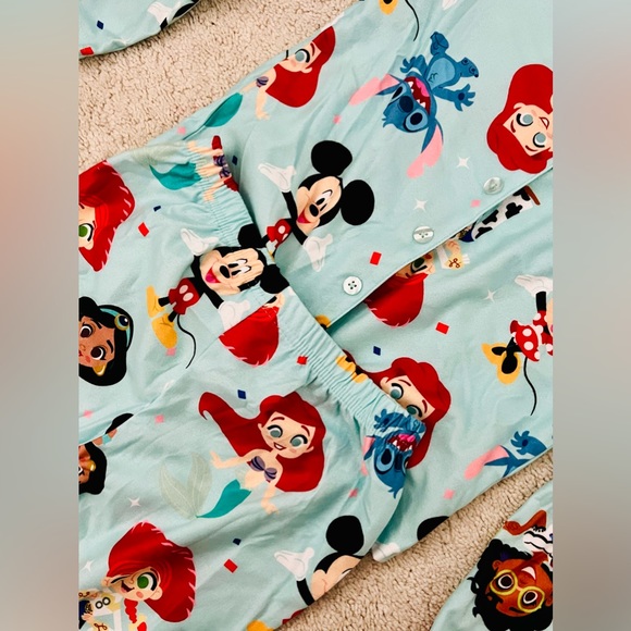 DISNEY Pajama Set - Picture 4 of 4